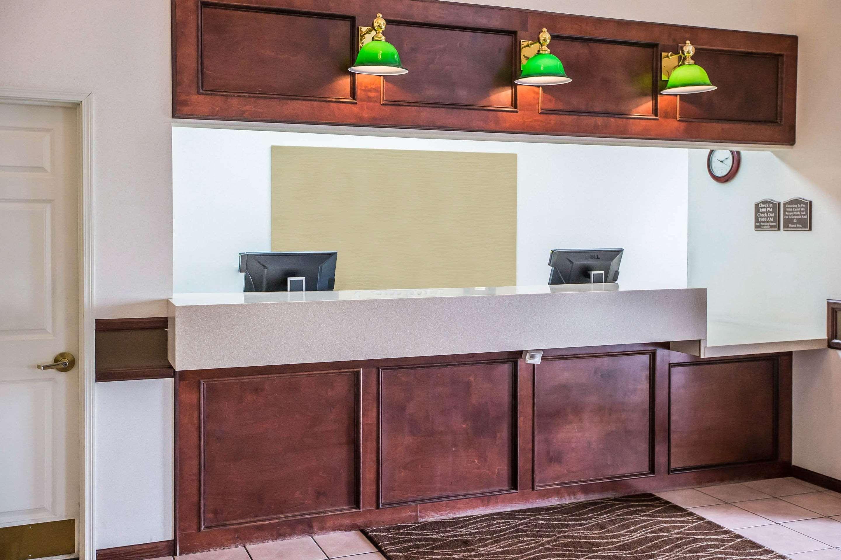 Quality Inn & Suites Dixon Near I-88 Luaran gambar