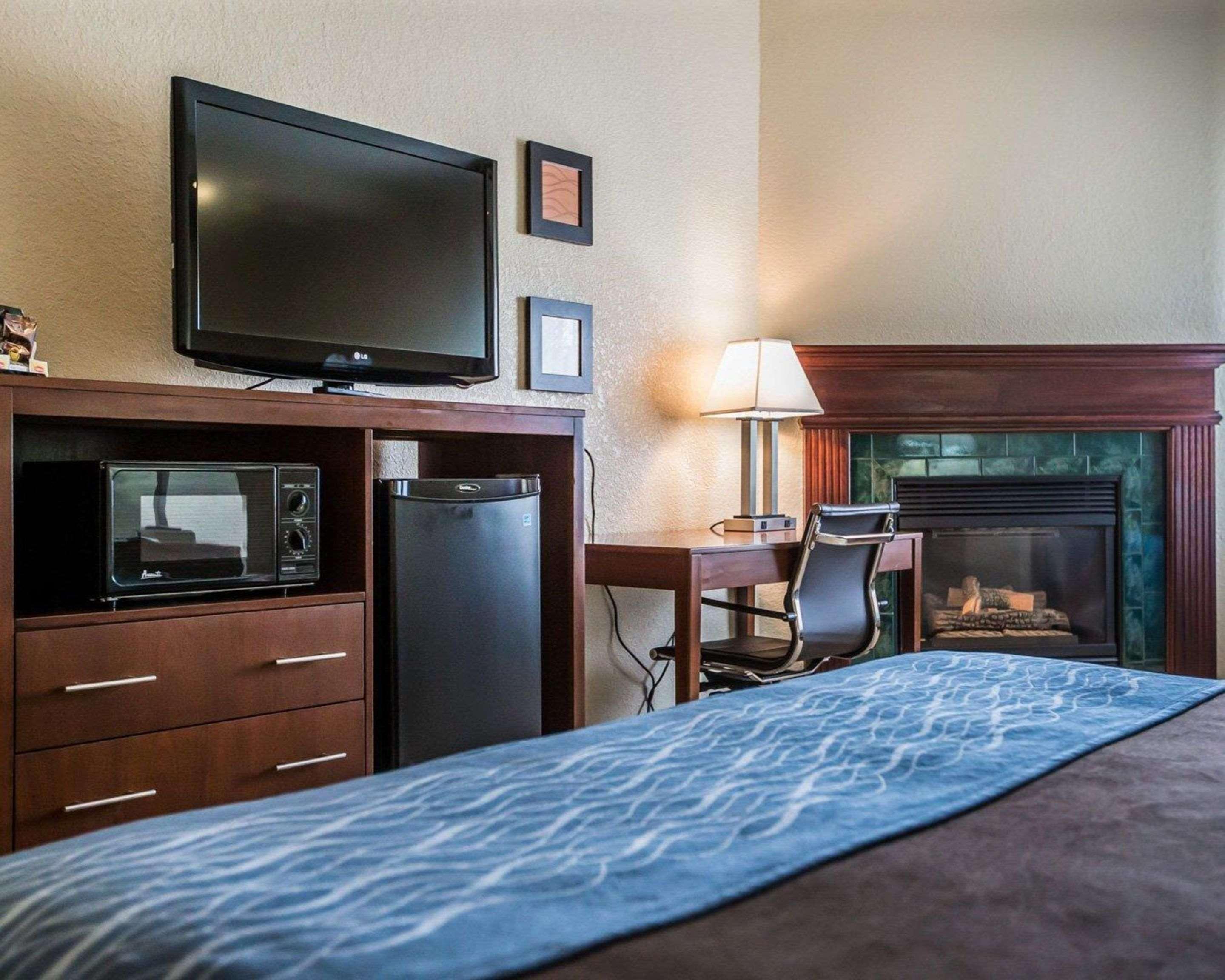 Quality Inn & Suites Dixon Near I-88 Luaran gambar