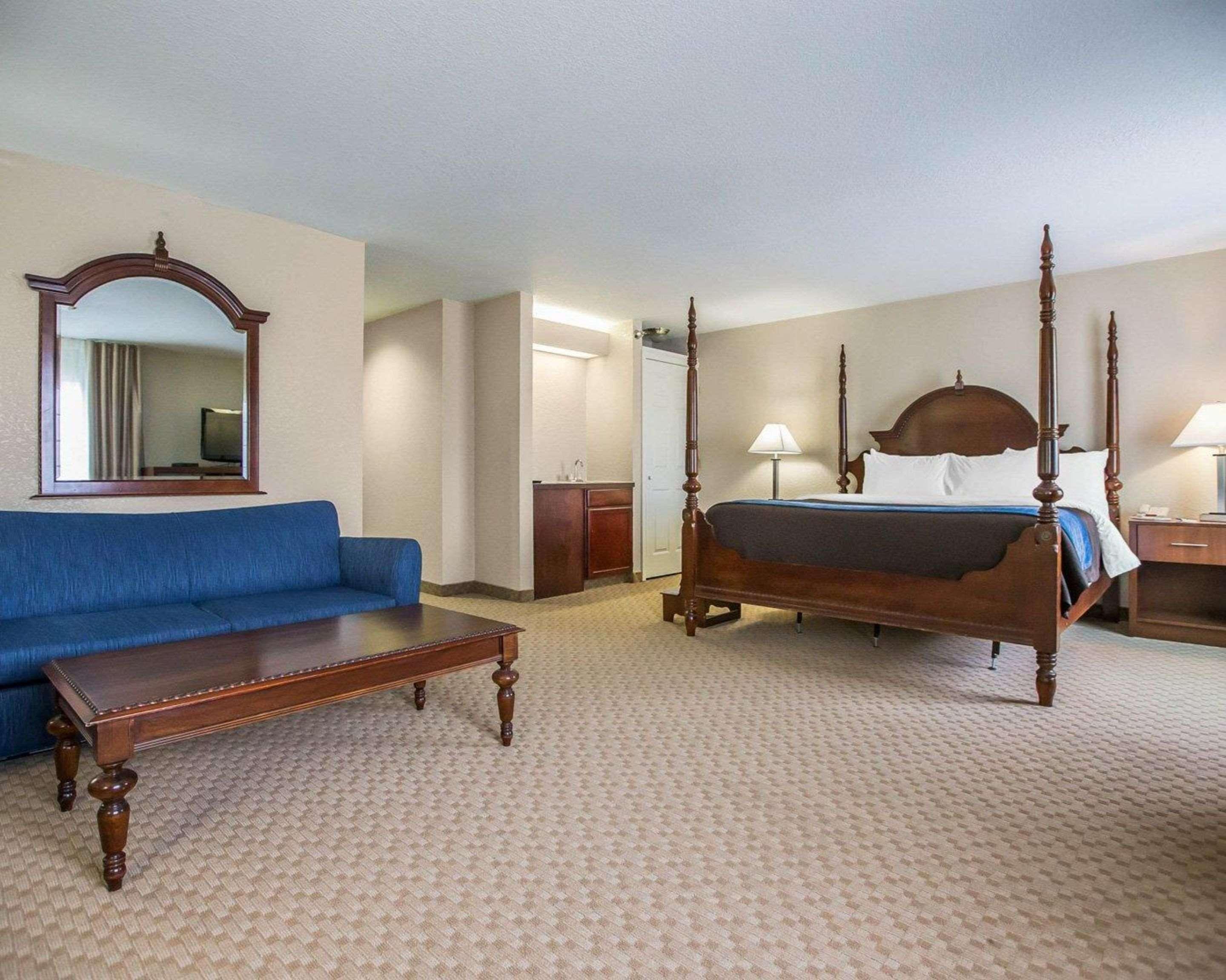 Quality Inn & Suites Dixon Near I-88 Luaran gambar
