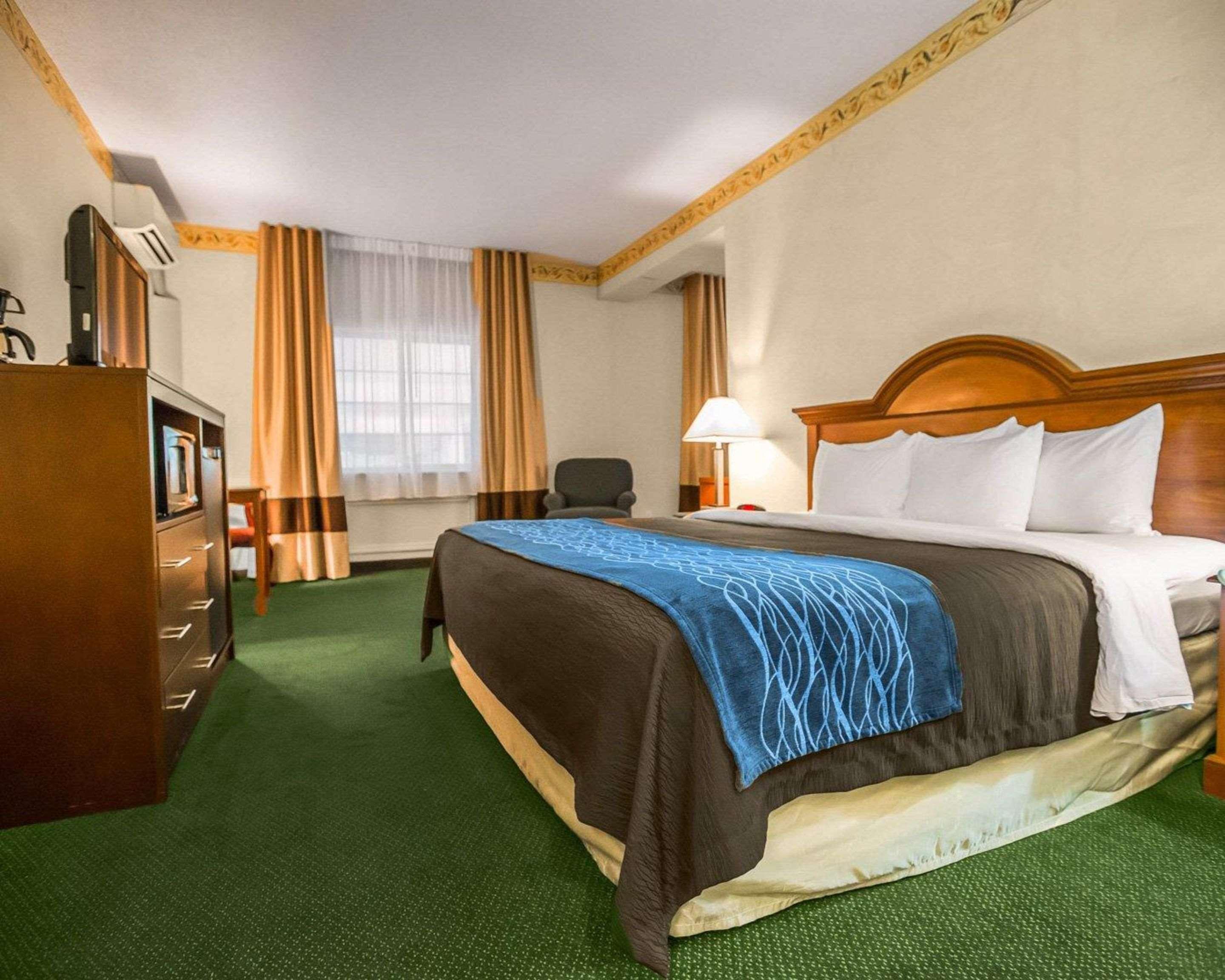 Quality Inn & Suites Dixon Near I-88 Luaran gambar